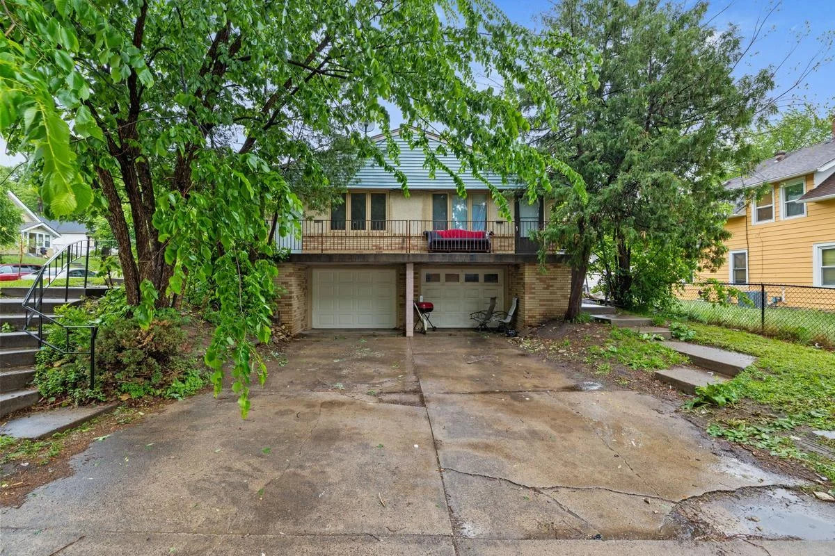 1022-1024 34th Avenue, Minneapolis, MN 55412