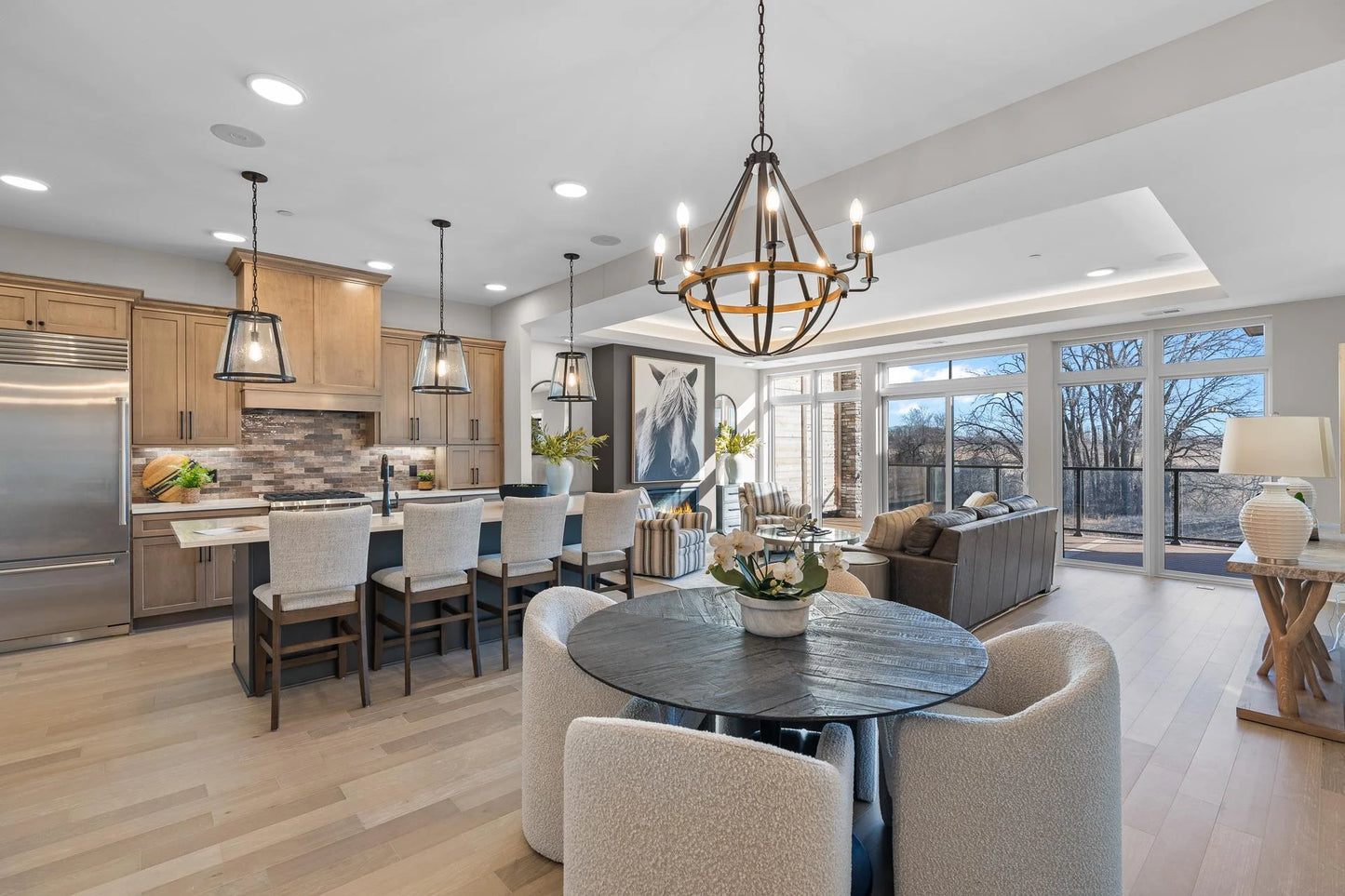 1 Hill Farm Road, North Oaks, MN 55127