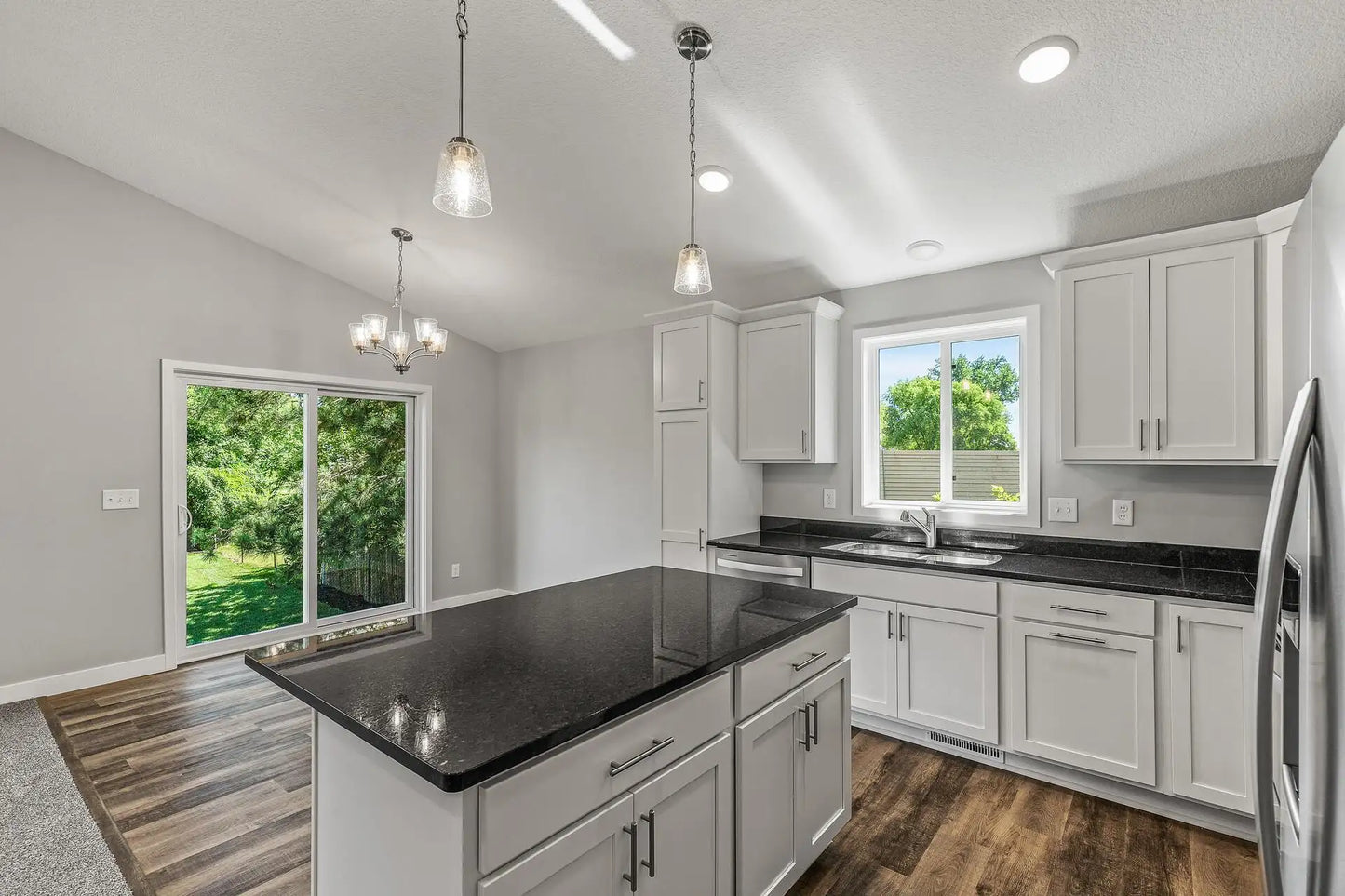 6122 34th Avenue Avenue, Crystal, MN 55422