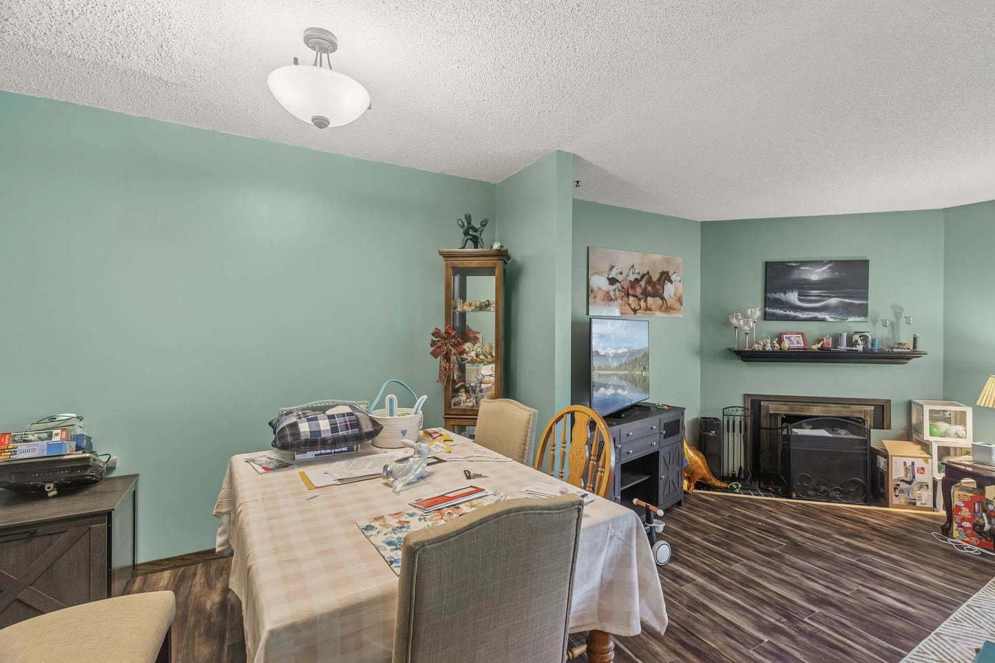 101 Canabury Court, Little Canada, MN 55117