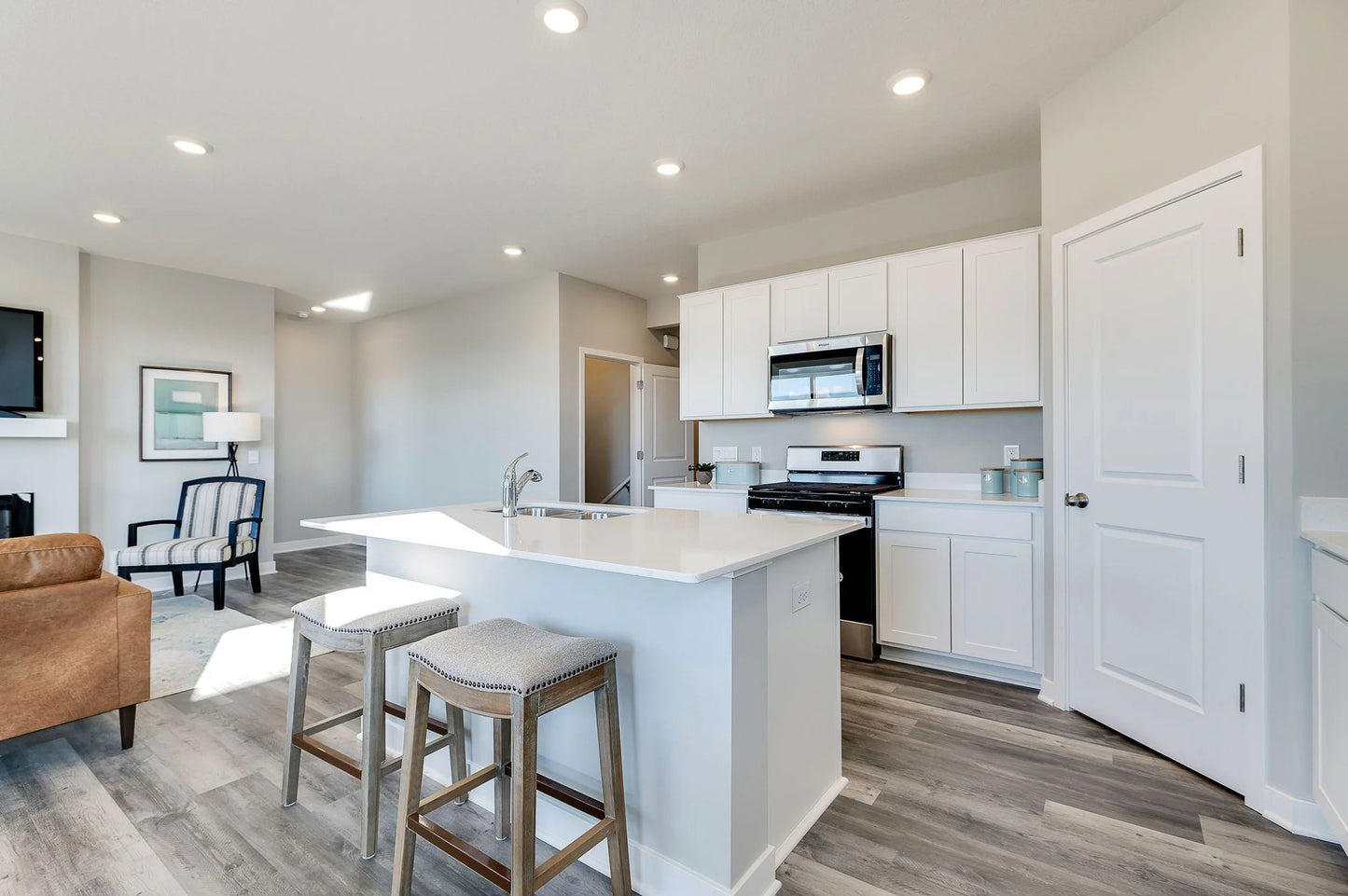 1014 Goldenrod Trail, Waconia, MN 55387