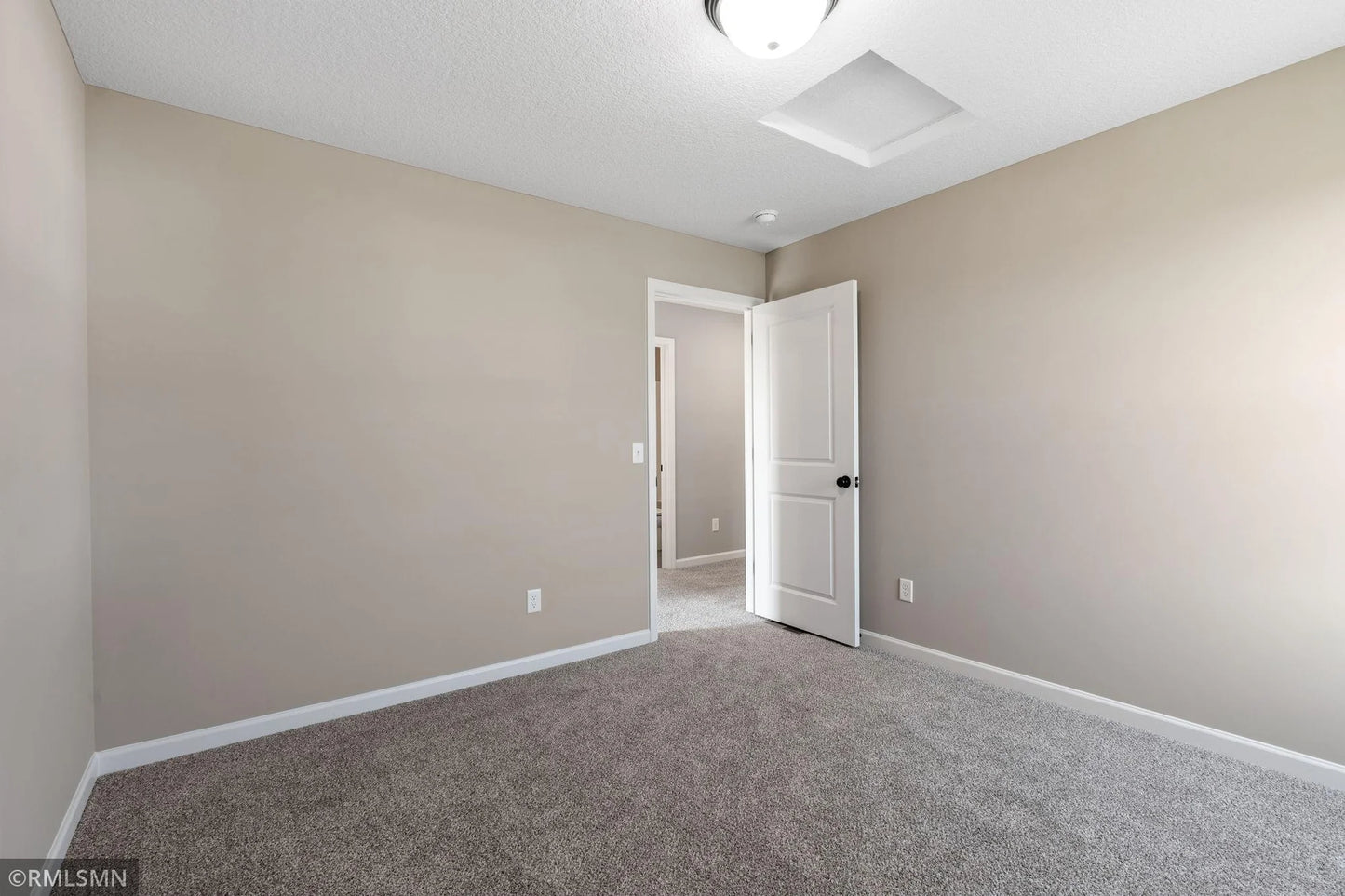 1006 2nd Street, Delano, MN 55328