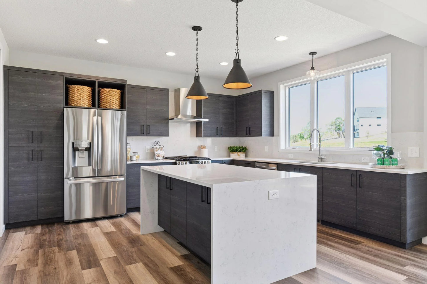 10150 Harvest Trail, Victoria, MN 55386