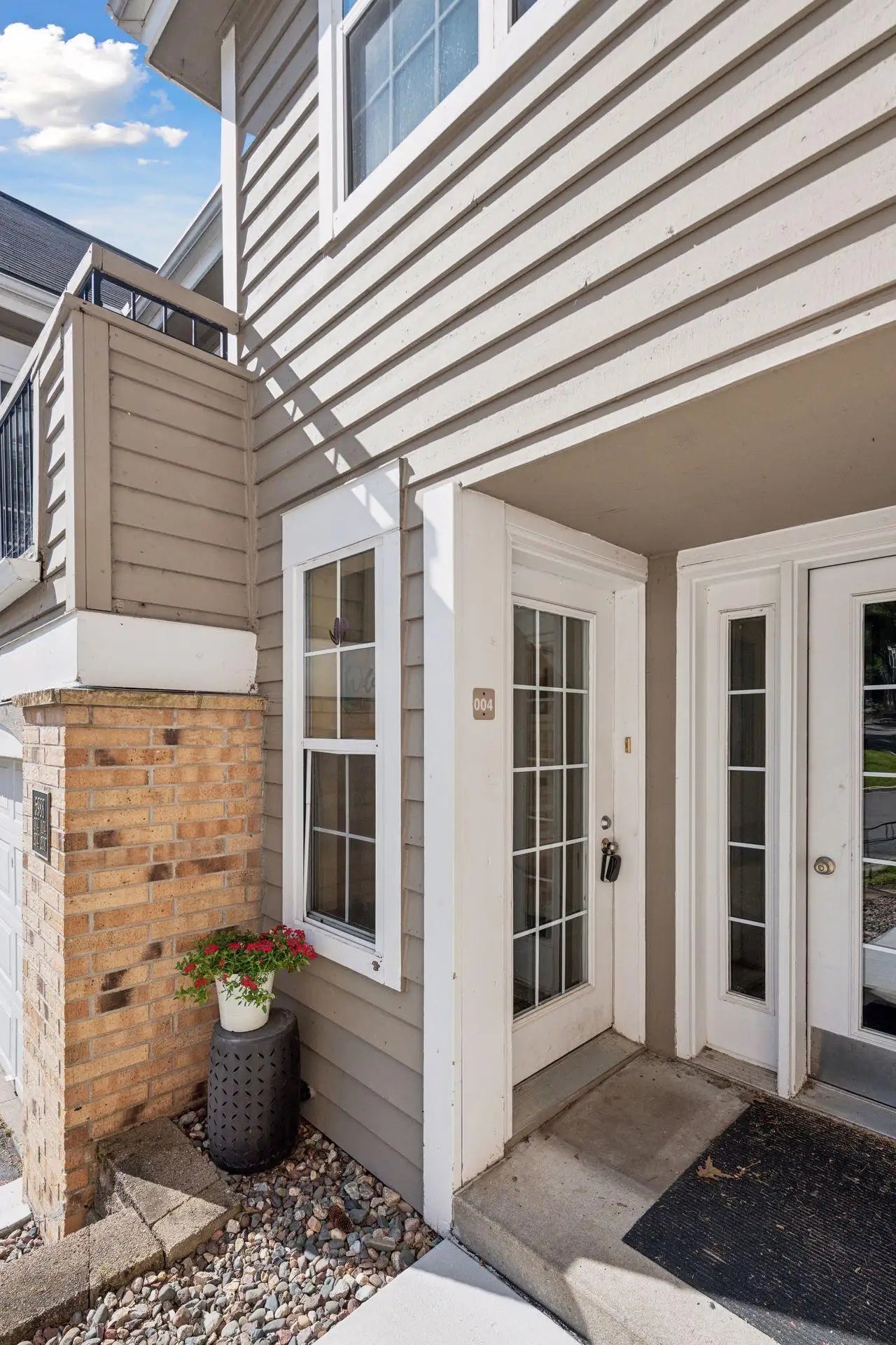 5988 Chasewood Parkway, Minnetonka, MN 55343