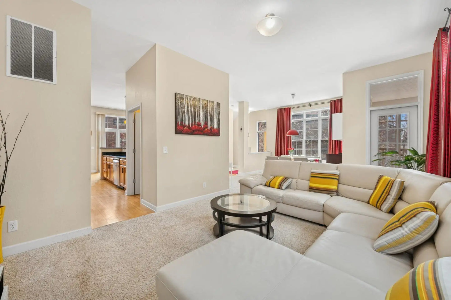831 River Mews Court, Minneapolis, MN 55414