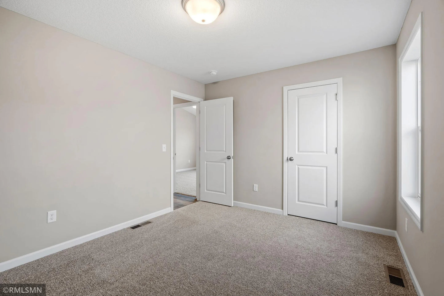 1009 2nd Street, Delano, MN 55328