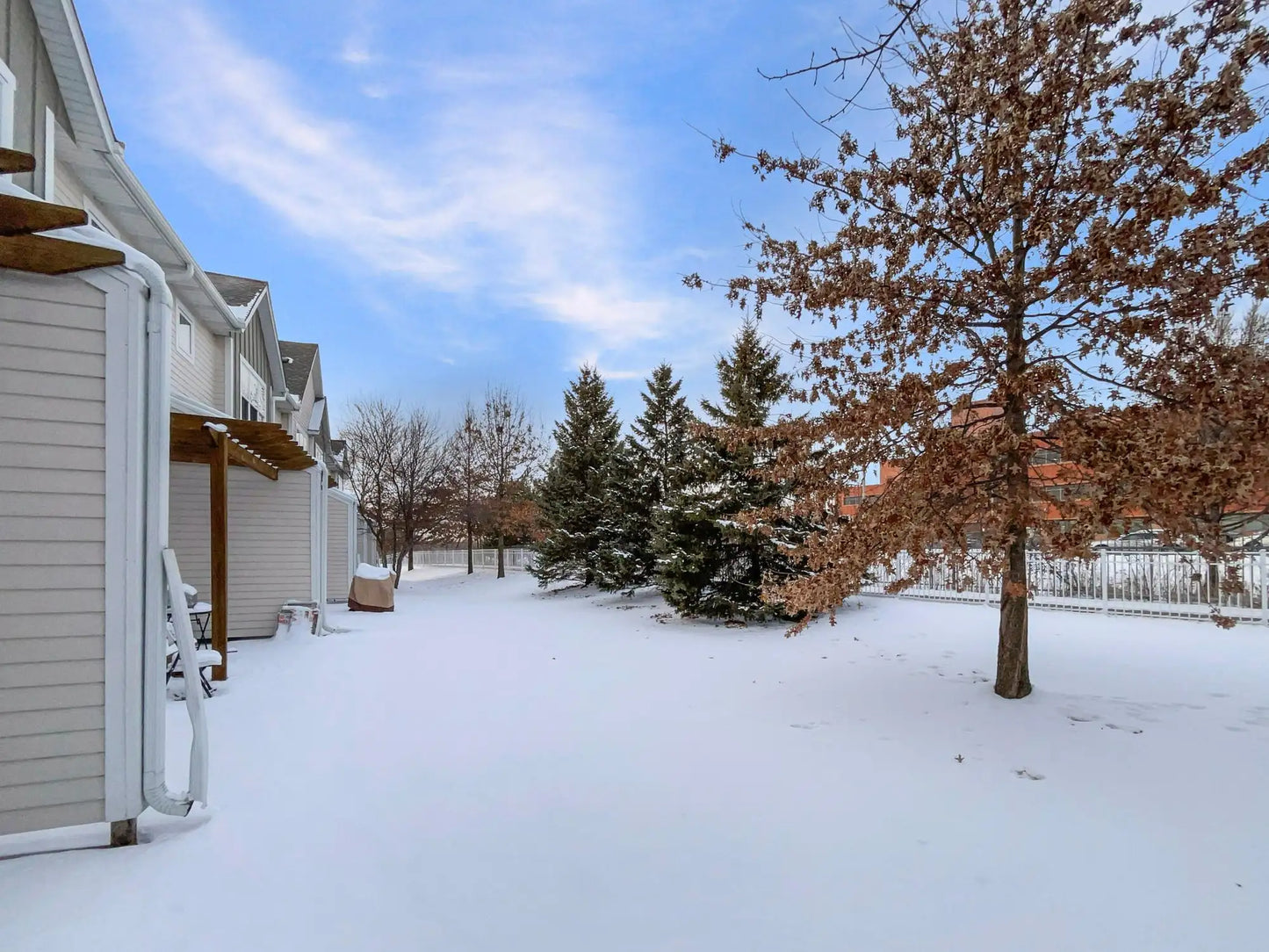 1137 Barclay Street, Saint Paul, MN 55106