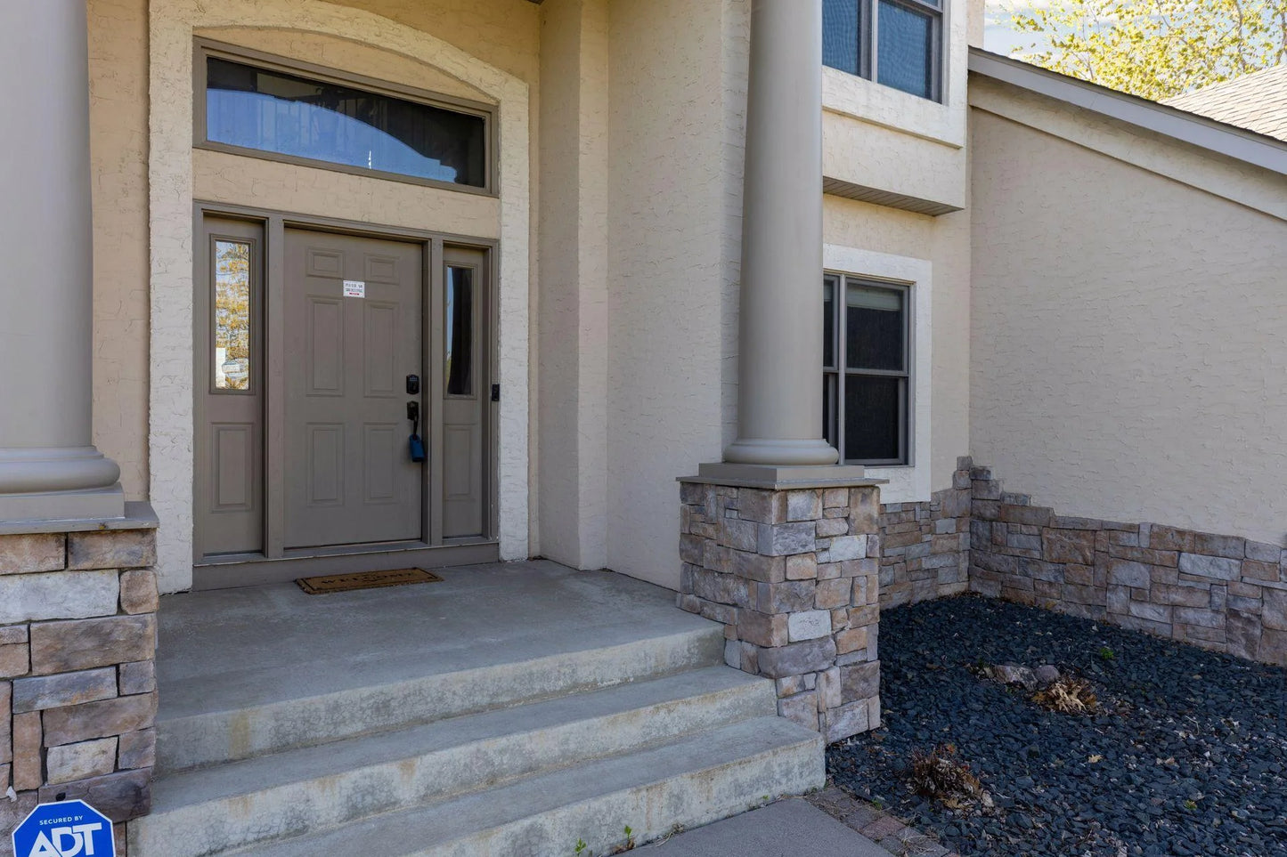 10123 Yates Avenue, Brooklyn Park, MN 55443