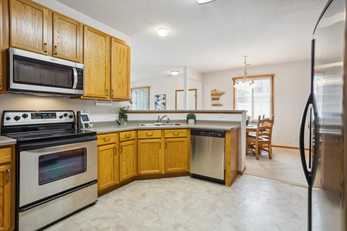1021 Tamarack Trail, Farmington, MN 55024