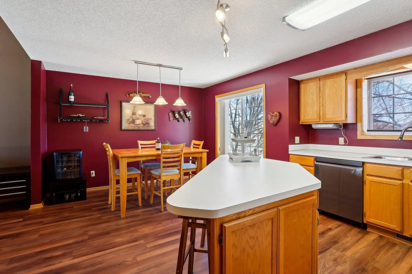 18338 Coneflower Lane, Eden Prairie, MN 55346