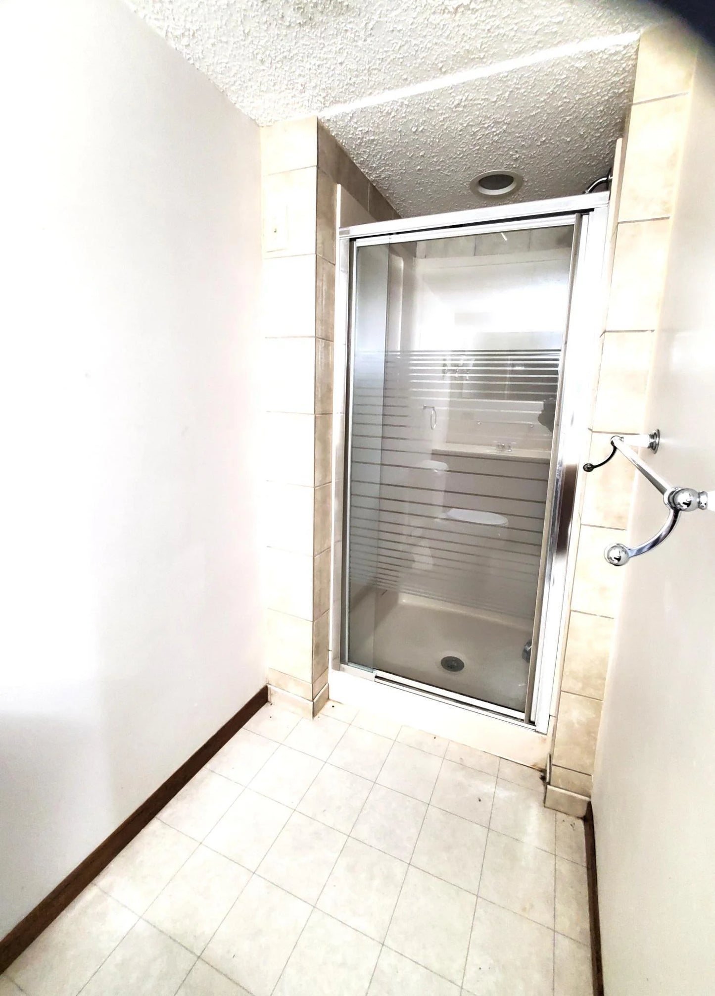10107 Columbus Avenue, Bloomington, MN 55420