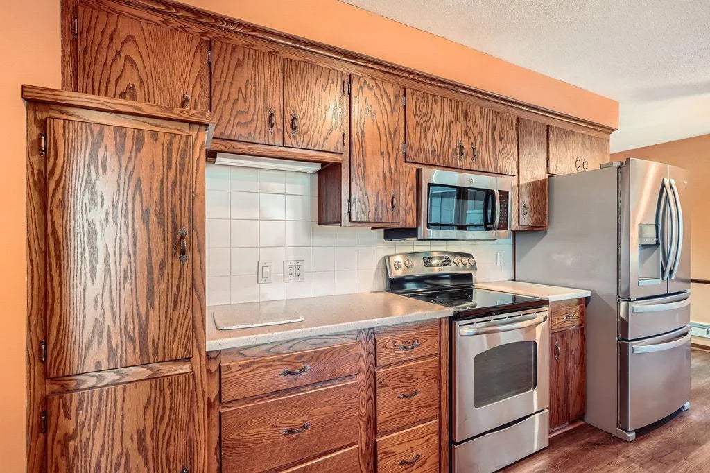 10150 Oak Shore Drive, Lakeville, MN 55044