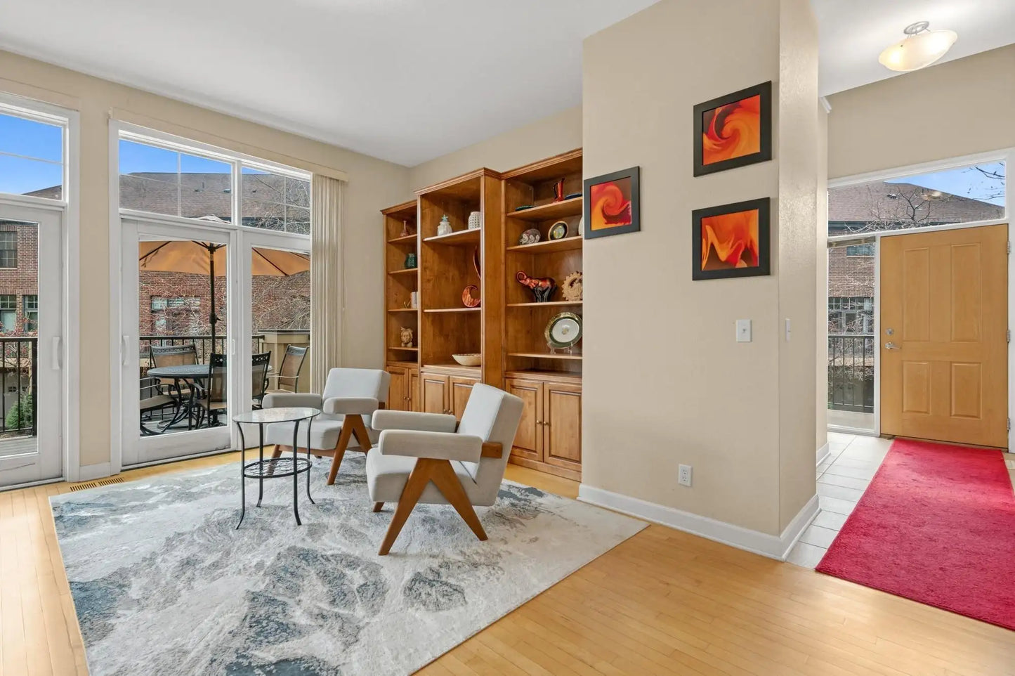 831 River Mews Court, Minneapolis, MN 55414