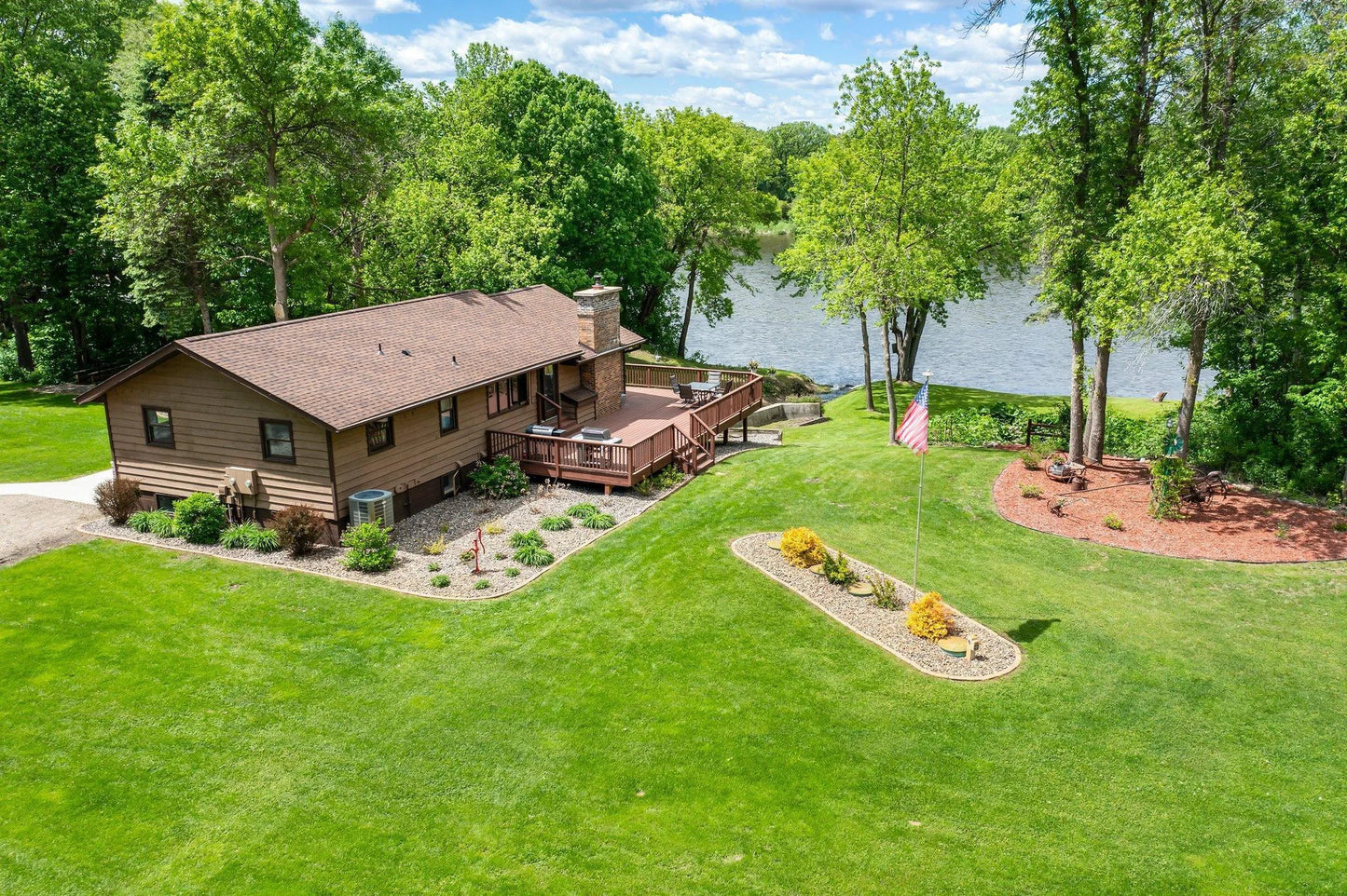 10134 Hall Avenue, Monticello, MN 55362