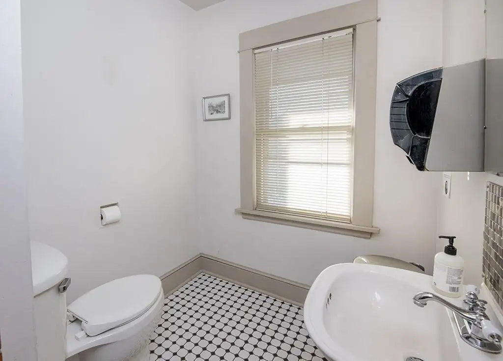 1678 Selby Avenue, Saint Paul, MN 55104