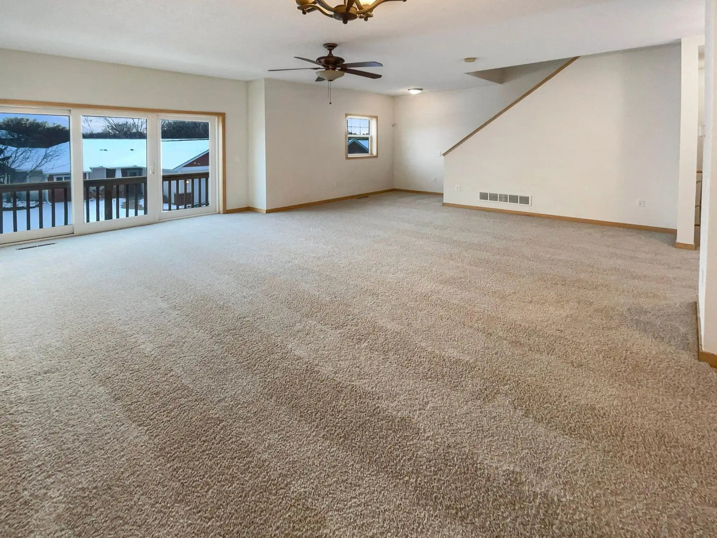 1137 Barclay Street, Saint Paul, MN 55106
