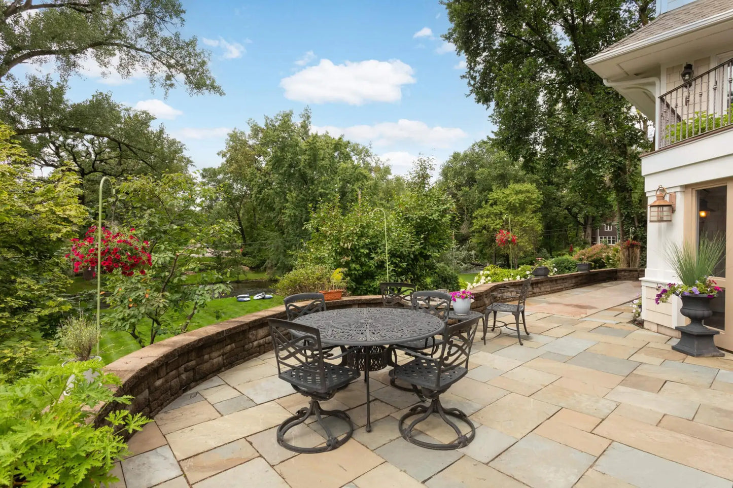 5008 Bruce Avenue, Edina, MN 55424