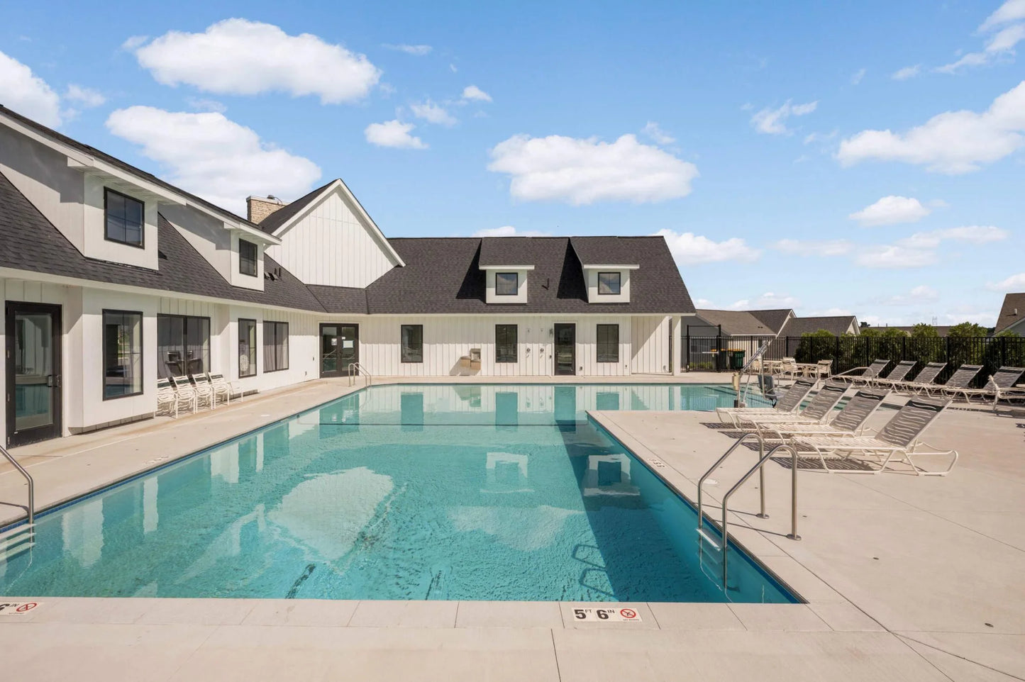 10010 Harvest Trail, Victoria, MN 55318