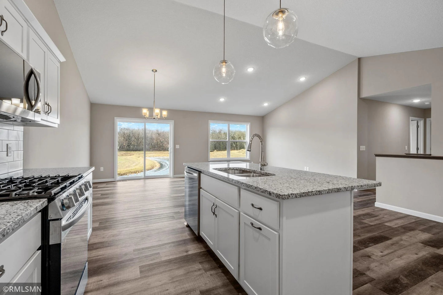 1009 2nd Street, Delano, MN 55328