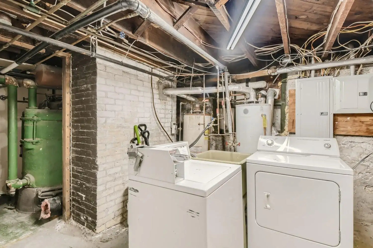 3020 James Avenue, Minneapolis, MN 55408