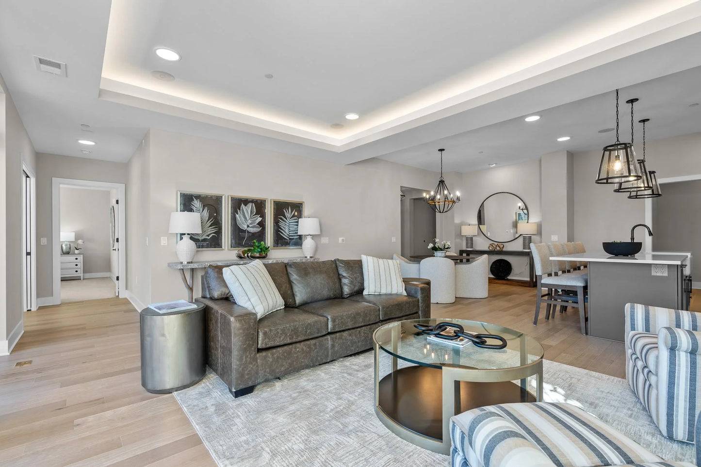 1 Hill Farm Road, North Oaks, MN 55127