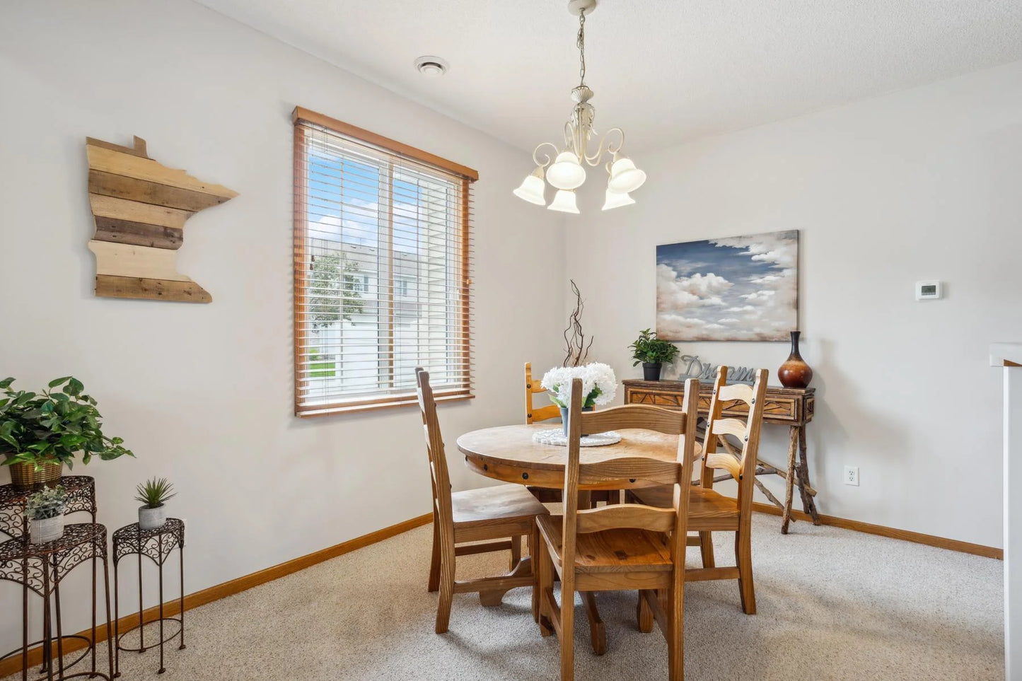 1021 Tamarack Trail, Farmington, MN 55024
