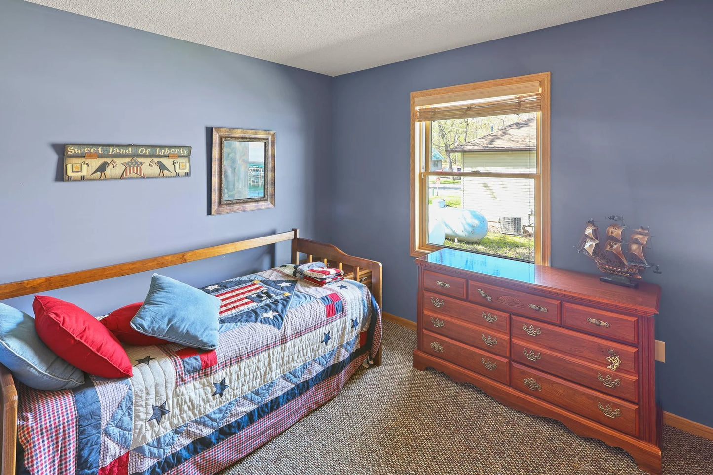 10209 & 10215 Amery Avenue, Silver Creek Twp, MN 55362