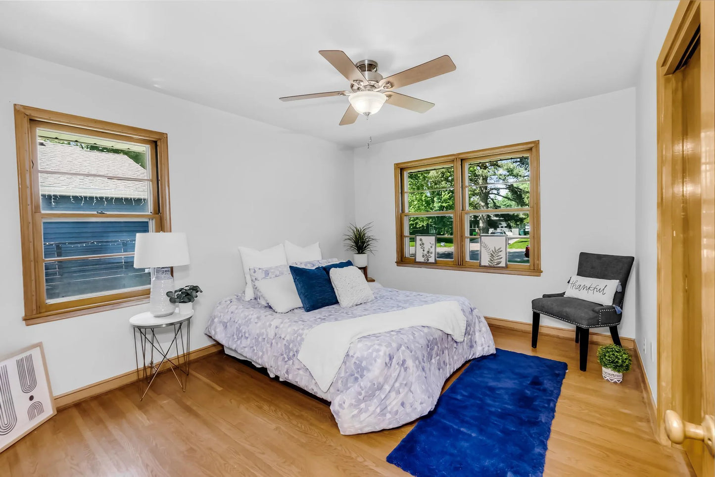 1014 Roma Avenue, Roseville, MN 55113