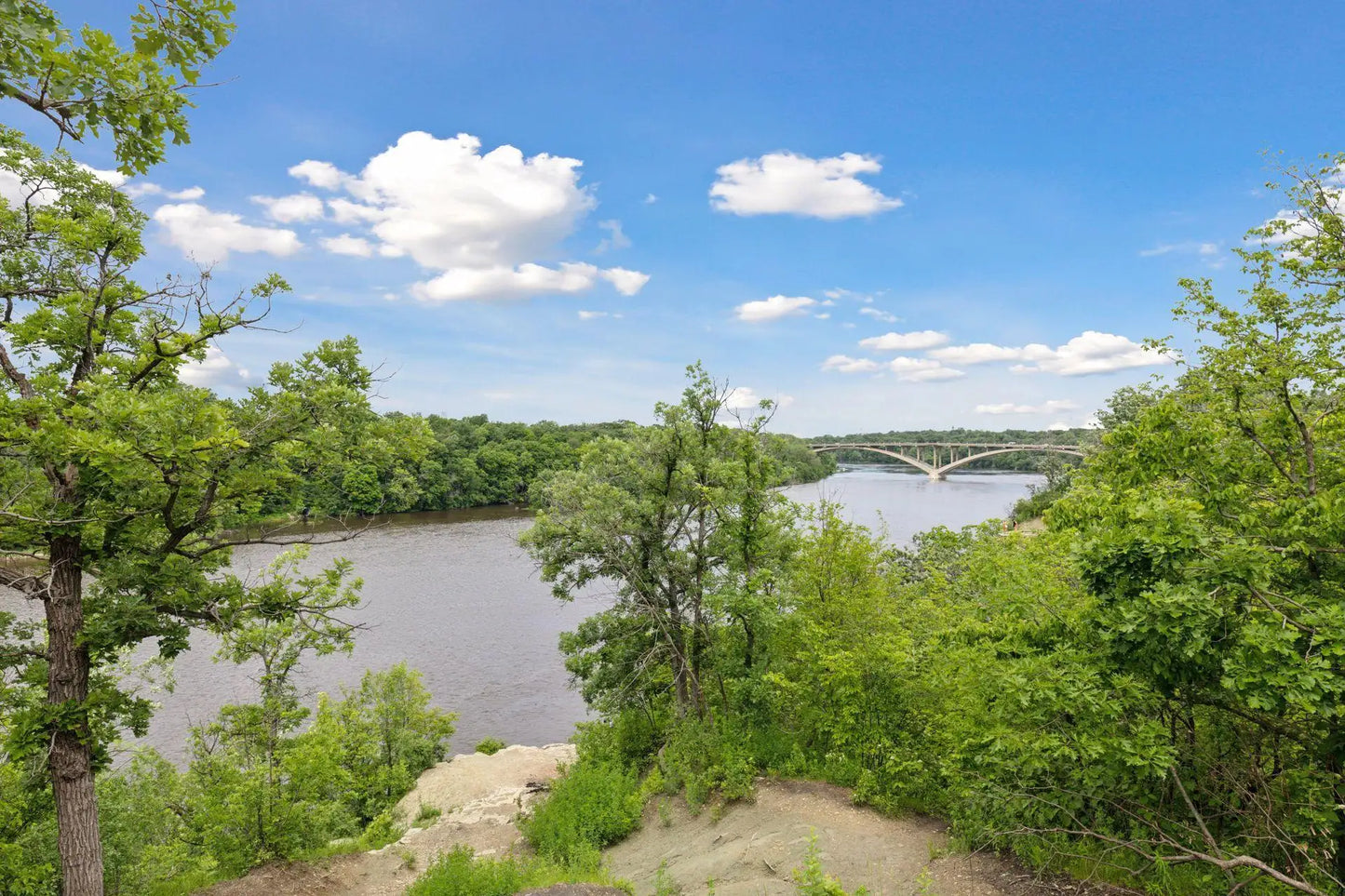 110 Mississippi River Boulevard, Saint Paul, MN 55104