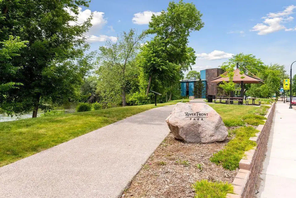 3075 Nelson Road, Independence, MN 55328
