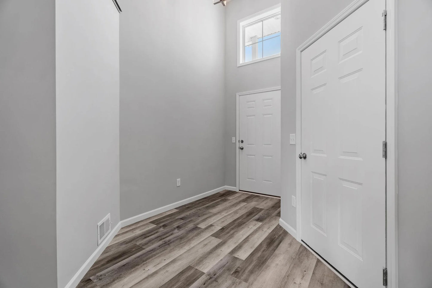 1020 2nd Street, Delano, MN 55328