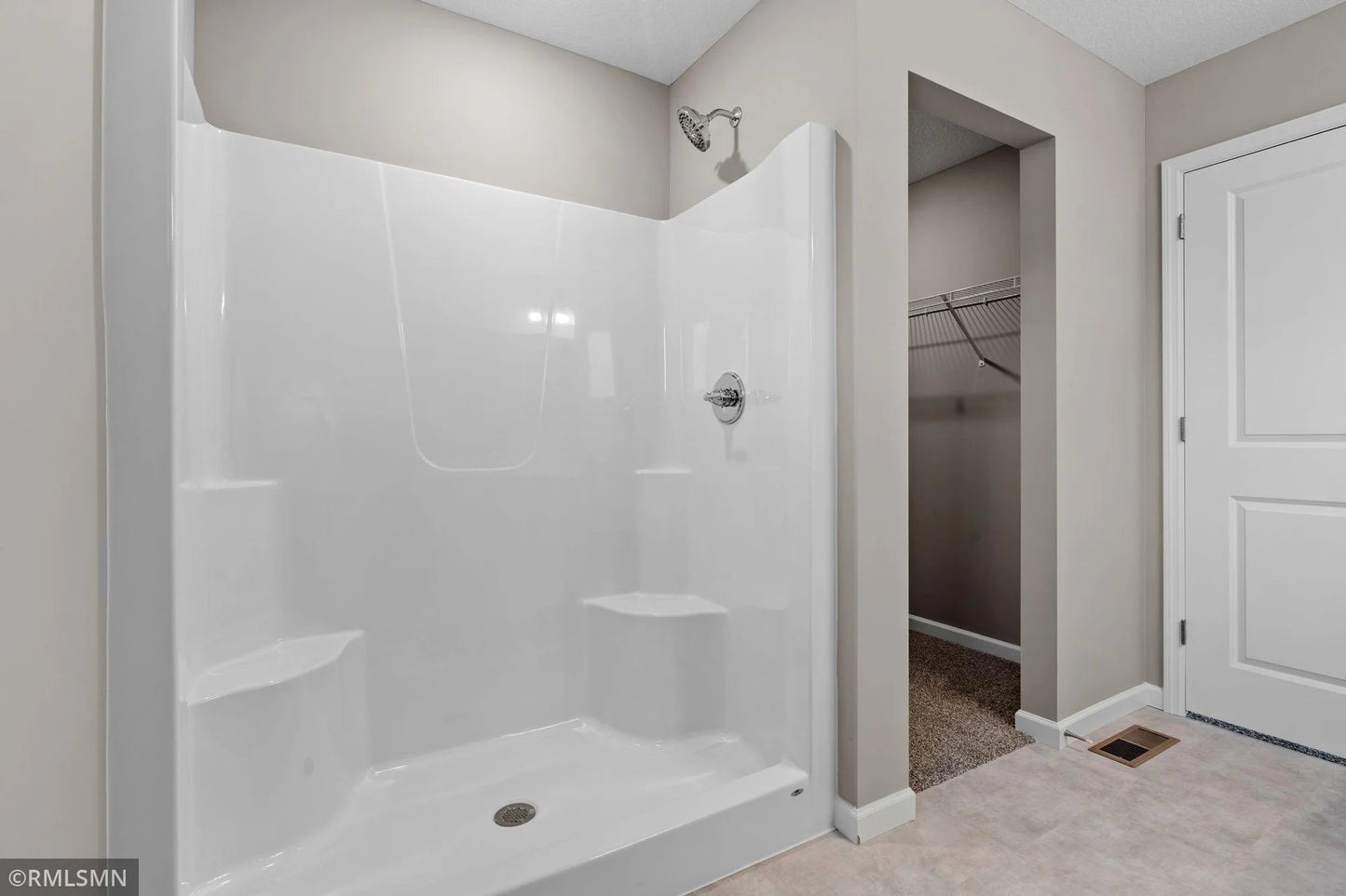 1009 2nd Street, Delano, MN 55328