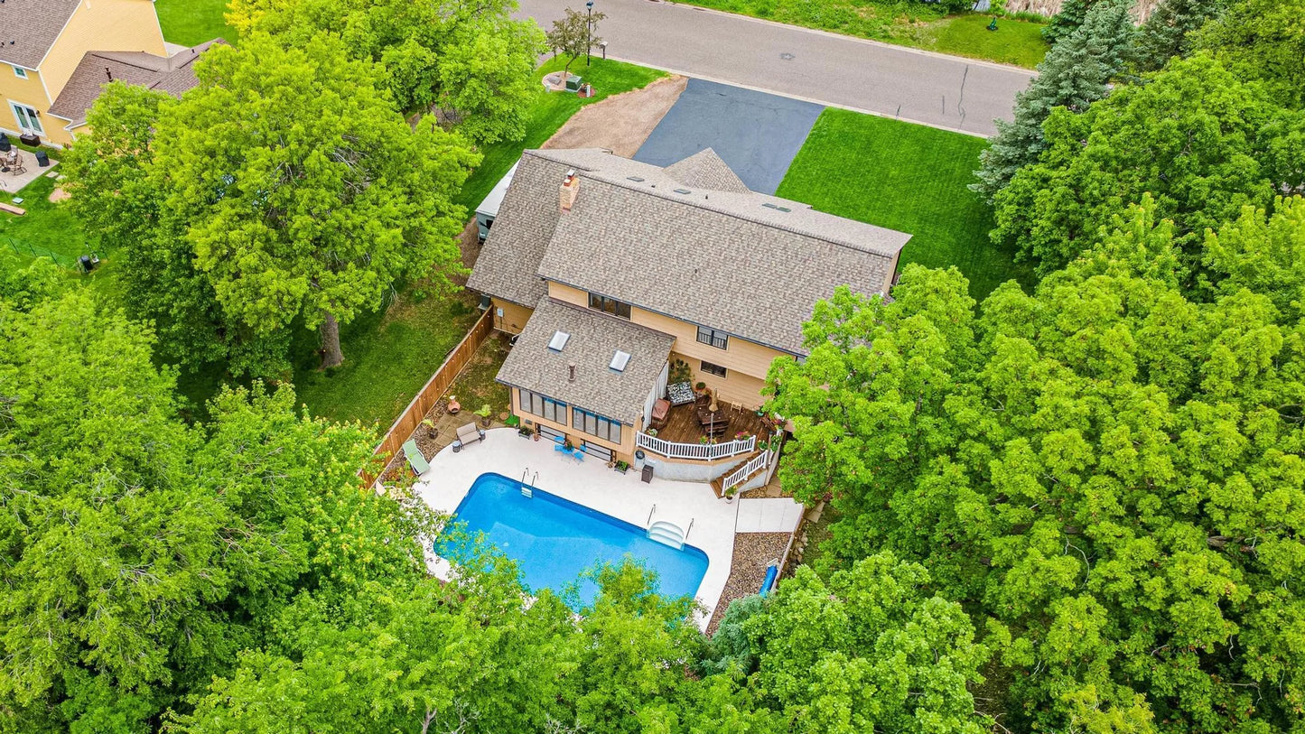 10210 183rd Street, Lakeville, MN 55044
