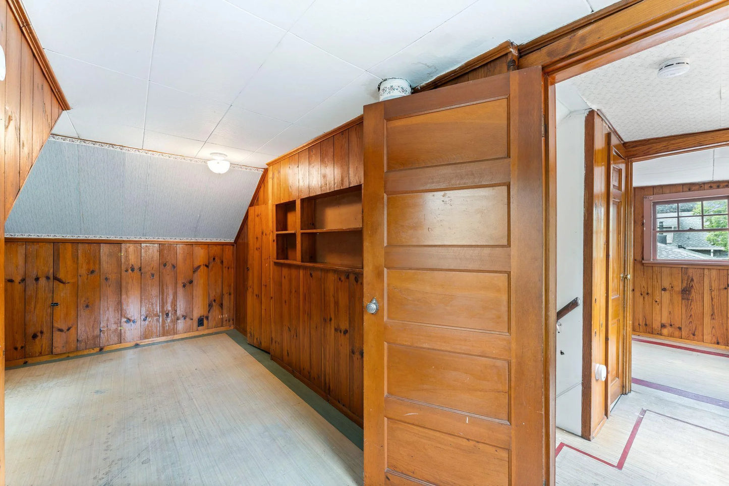 1010 Summit Avenue, South Saint Paul, MN 55075