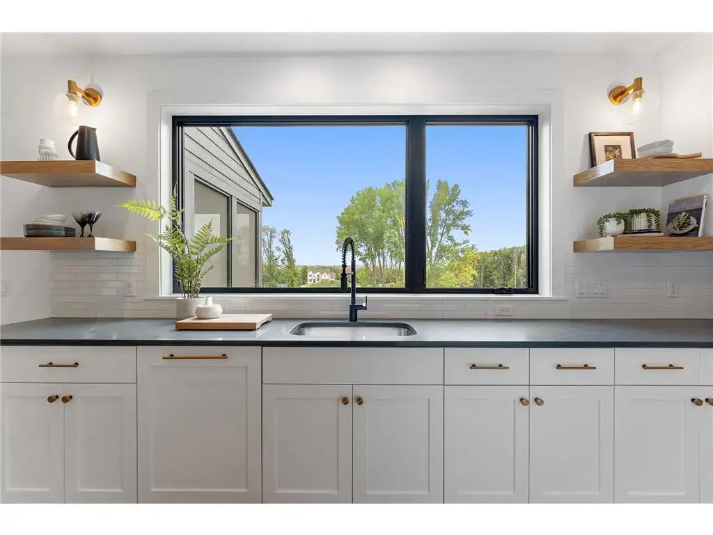 759 Ensconced Way, Chaska, MN 55318