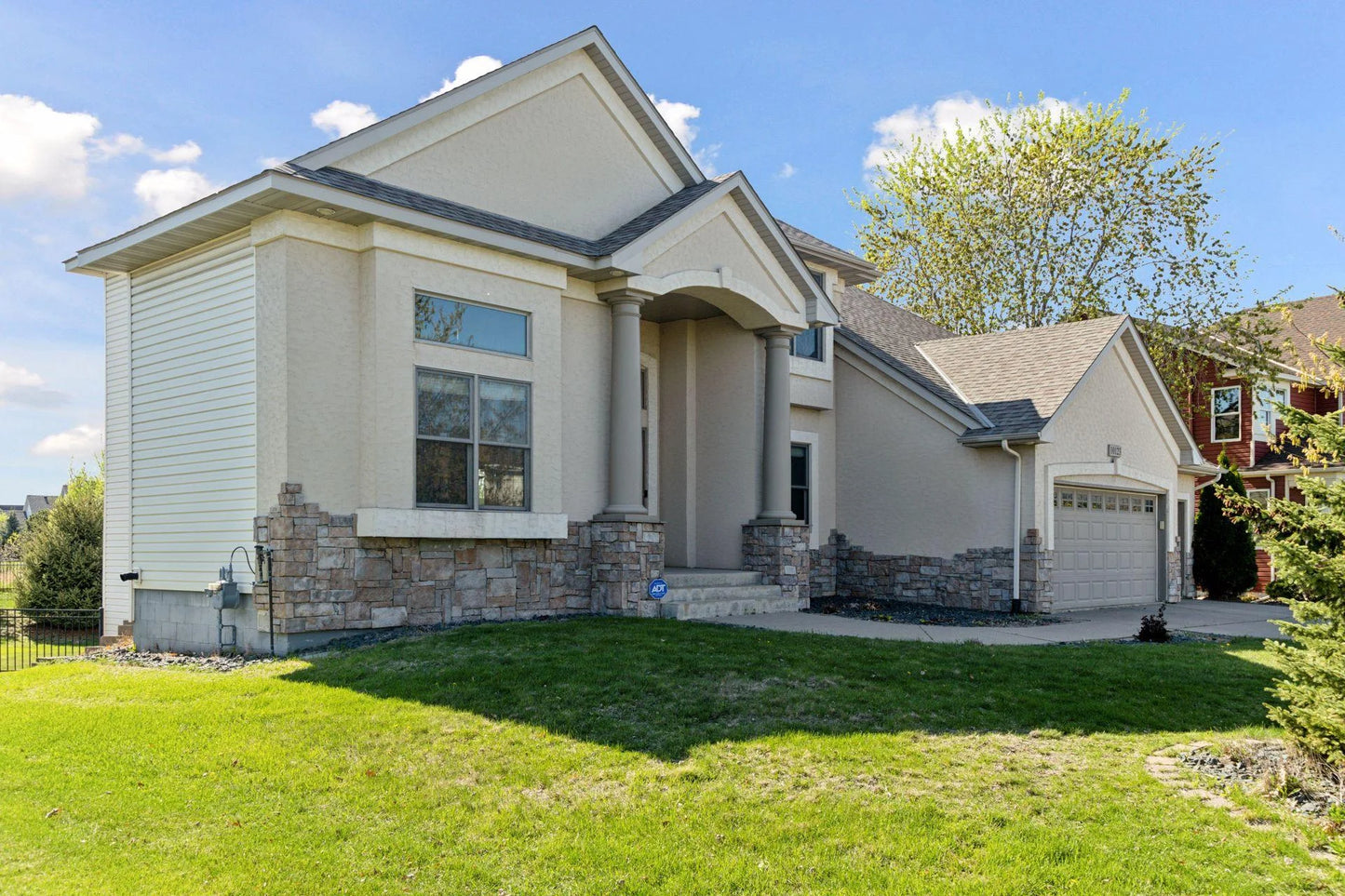 10123 Yates Avenue, Brooklyn Park, MN 55443