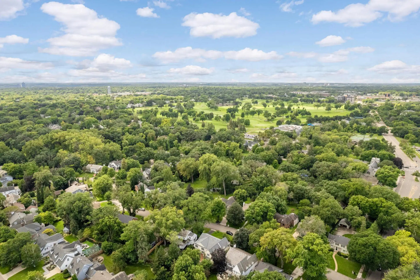 5008 Bruce Avenue, Edina, MN 55424