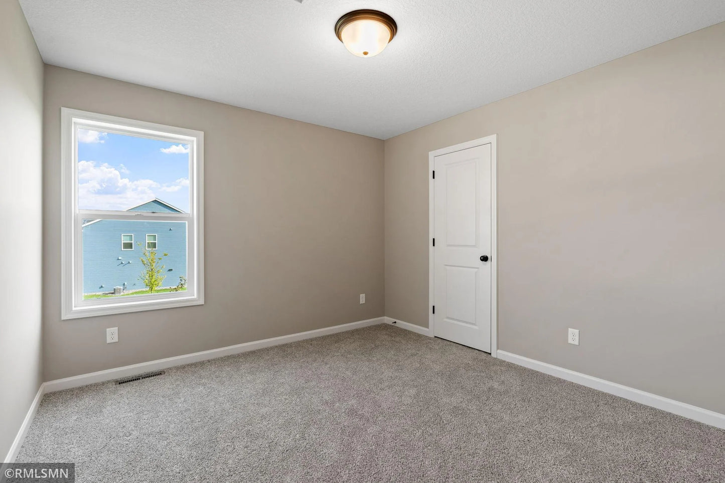 1006 2nd Street, Delano, MN 55328