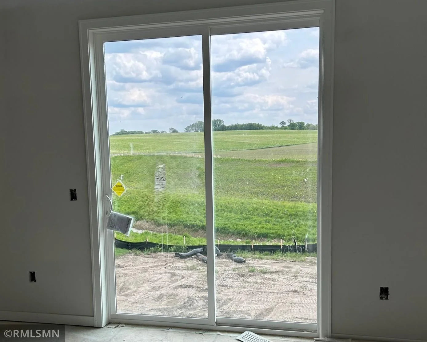 10115 Blackmoor Road, Woodbury, MN 55129