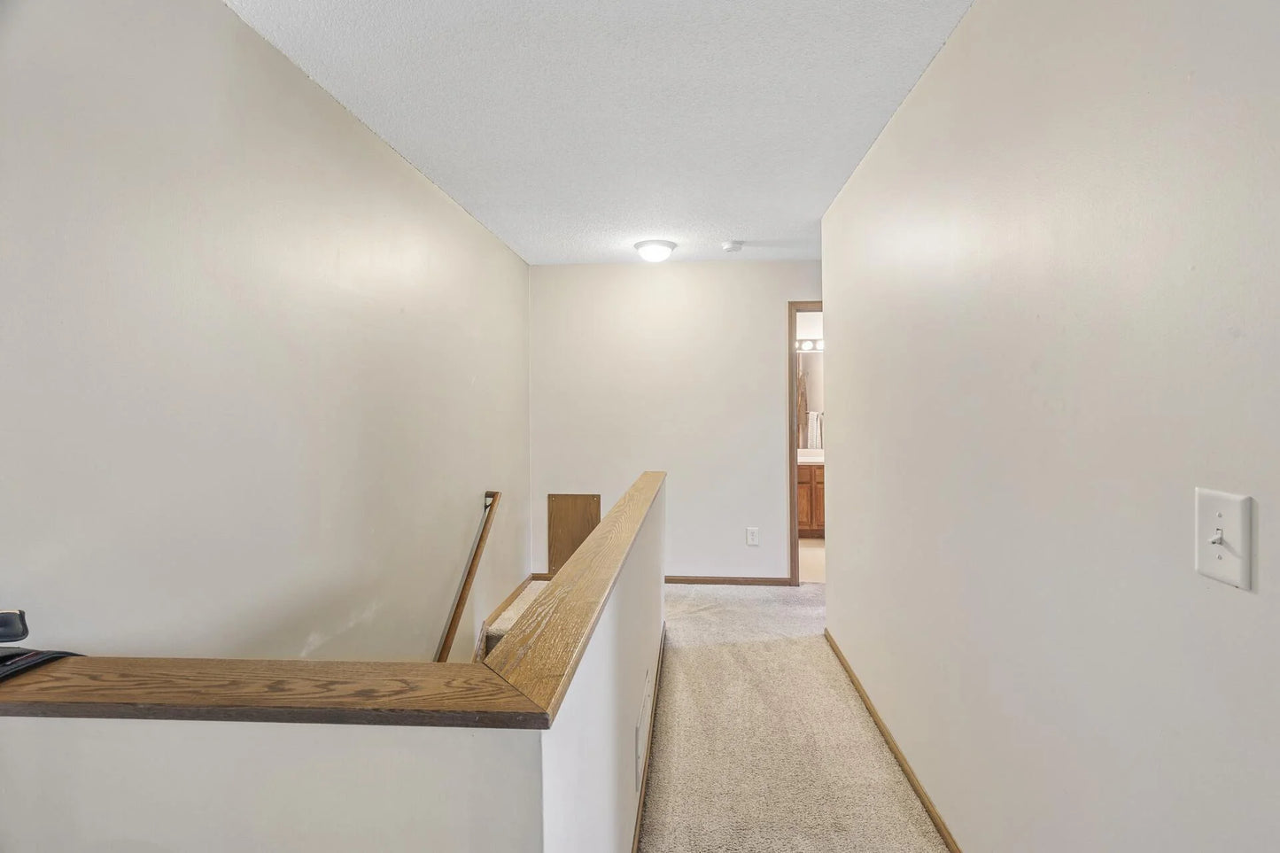 102 Primrose Court, Vadnais Heights, MN 55127