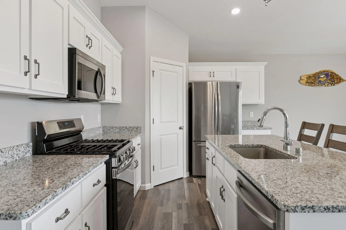 10113 Mississippi Dunes Boulevard, Cottage Grove, MN 55016
