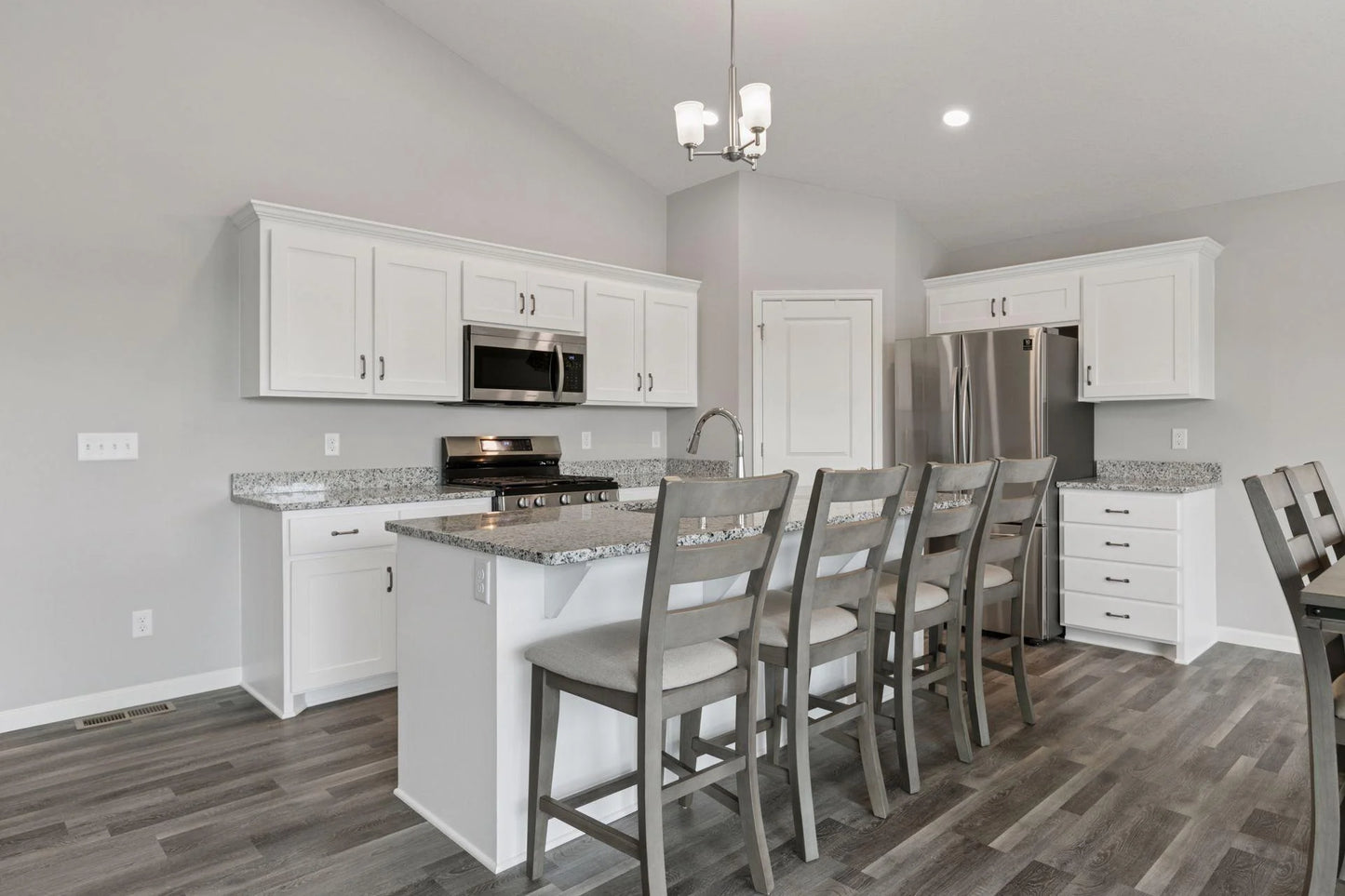 10113 Mississippi Dunes Boulevard, Cottage Grove, MN 55016