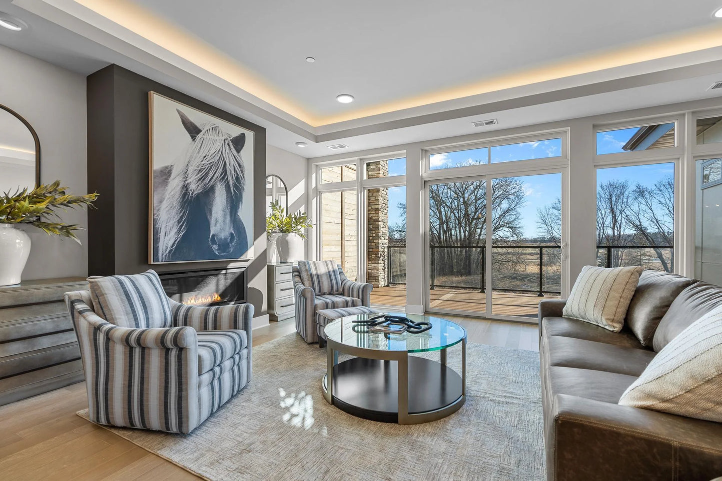 1 Hill Farm Road, North Oaks, MN 55127