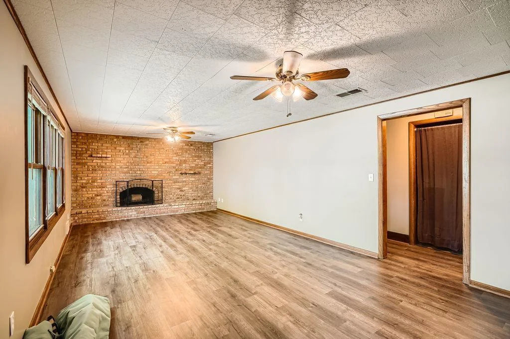 10150 Oak Shore Drive, Lakeville, MN 55044
