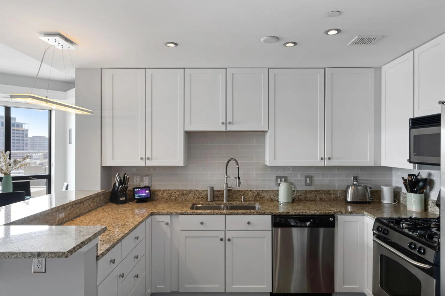 100 3rd Avenue, Minneapolis, MN 55401
