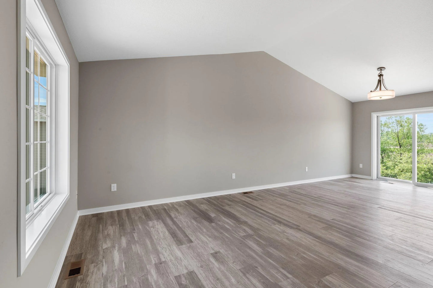 1001 Misty Meadow Boulevard, Buffalo, MN 55313