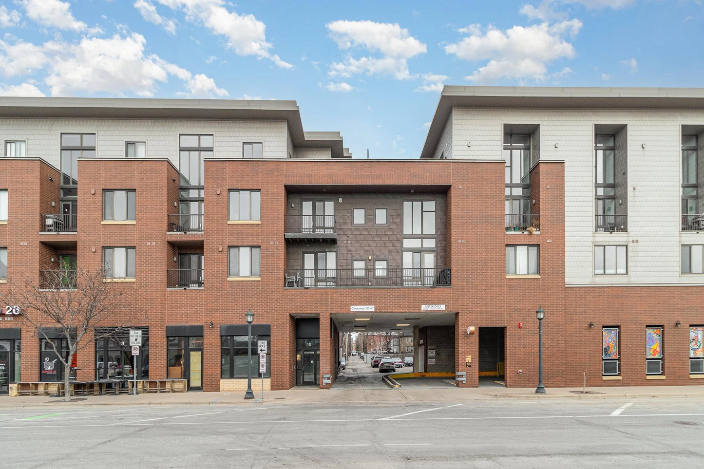 10 26th Street, Minneapolis, MN 55404
