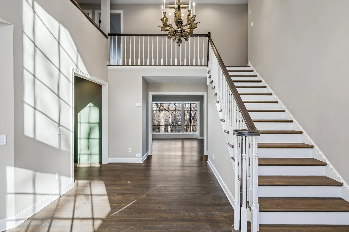 10 Saint Albans Road, Hopkins, MN 55305