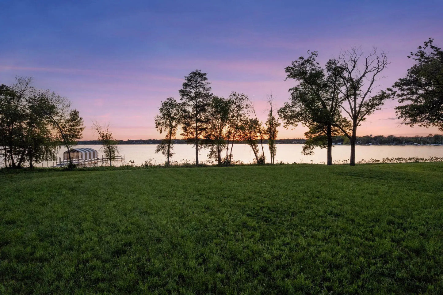 555 Bushaway Road, Wayzata, MN 55391