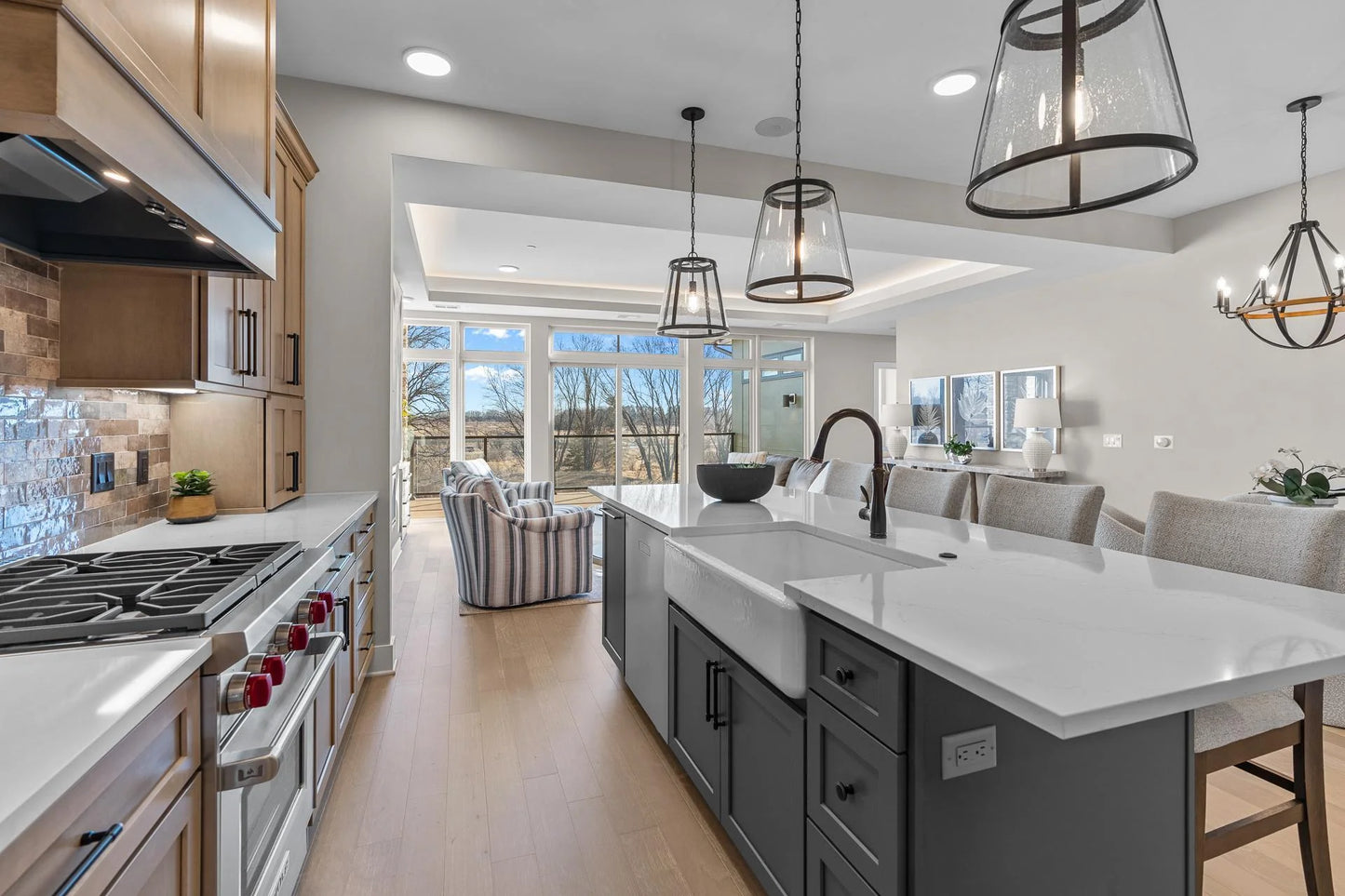 1 Hill Farm Road, North Oaks, MN 55127